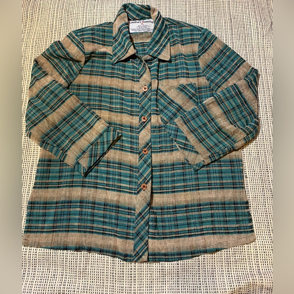 Comfort Outfitters Women's Size XL Plaid Button Down Shirt